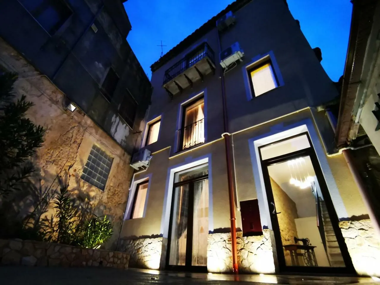 Suite Inn Centro Dimora Storica Enna 0*,  Italie